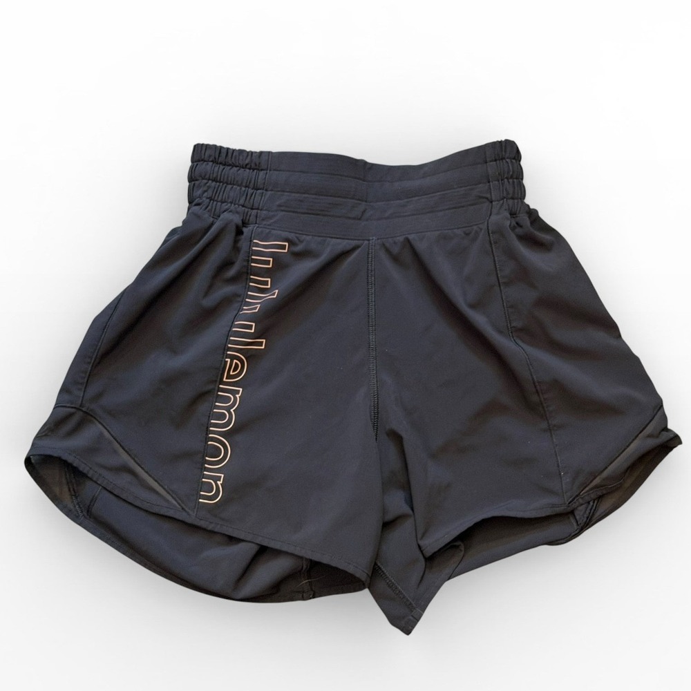 Lululemon Hotty Hot Lined High Rise Shorts Black Gold Graphic Logo 4" Size 2 Gym